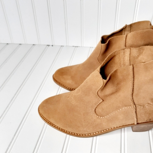 NEW Kelsi Dagger Brooklyn Camper Leather Bootie C570 - Picture 4 of 10